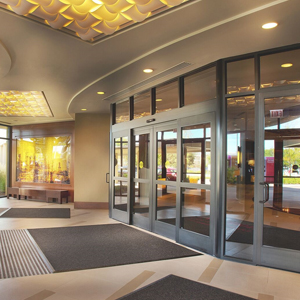 commercial door specialist Colusa