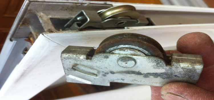 screen door roller repair in Colusa
